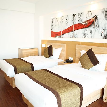Oyo8001 Tiandi Hotel Shenzhen Exterior photo