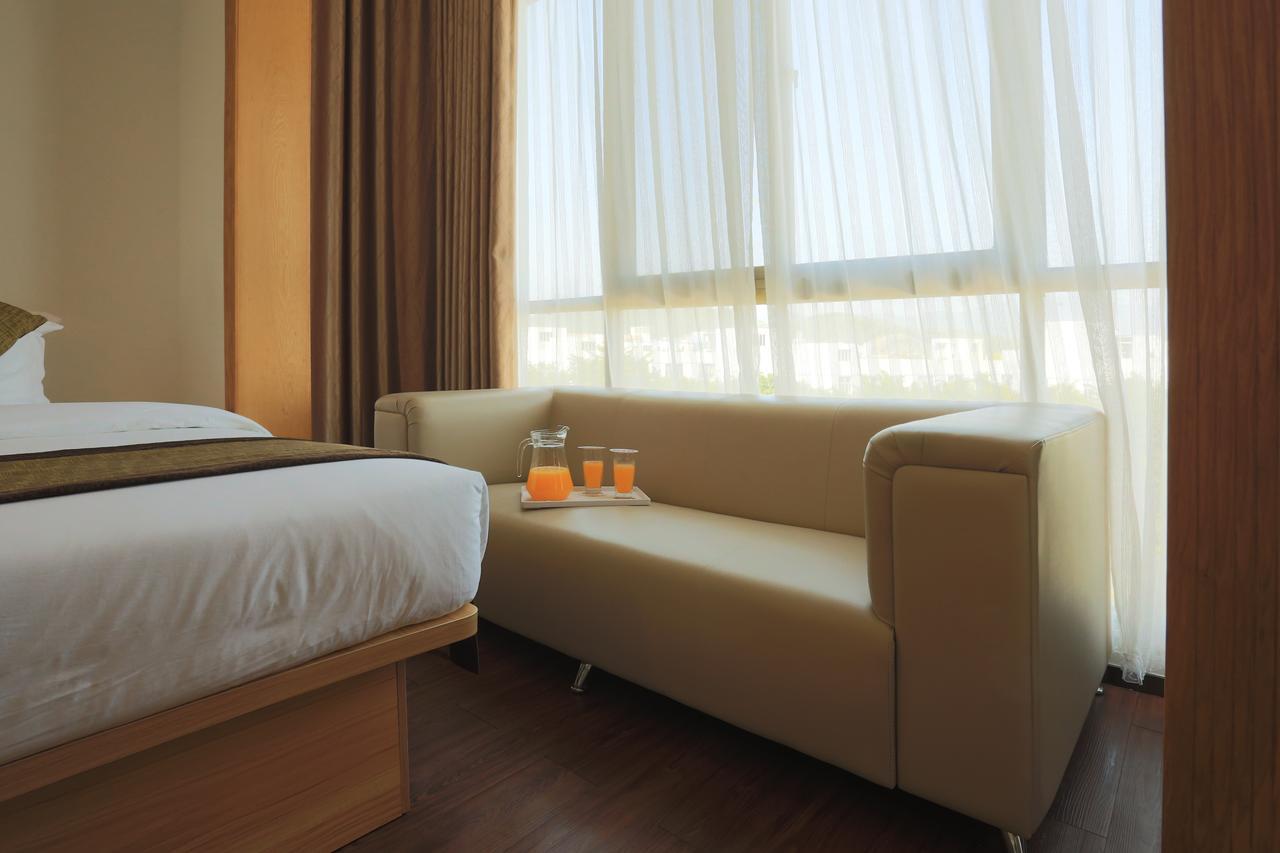 Oyo8001 Tiandi Hotel Shenzhen Exterior photo