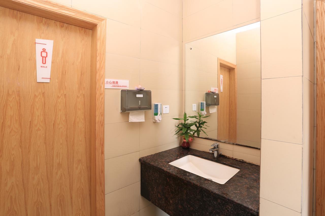 Oyo8001 Tiandi Hotel Shenzhen Exterior photo